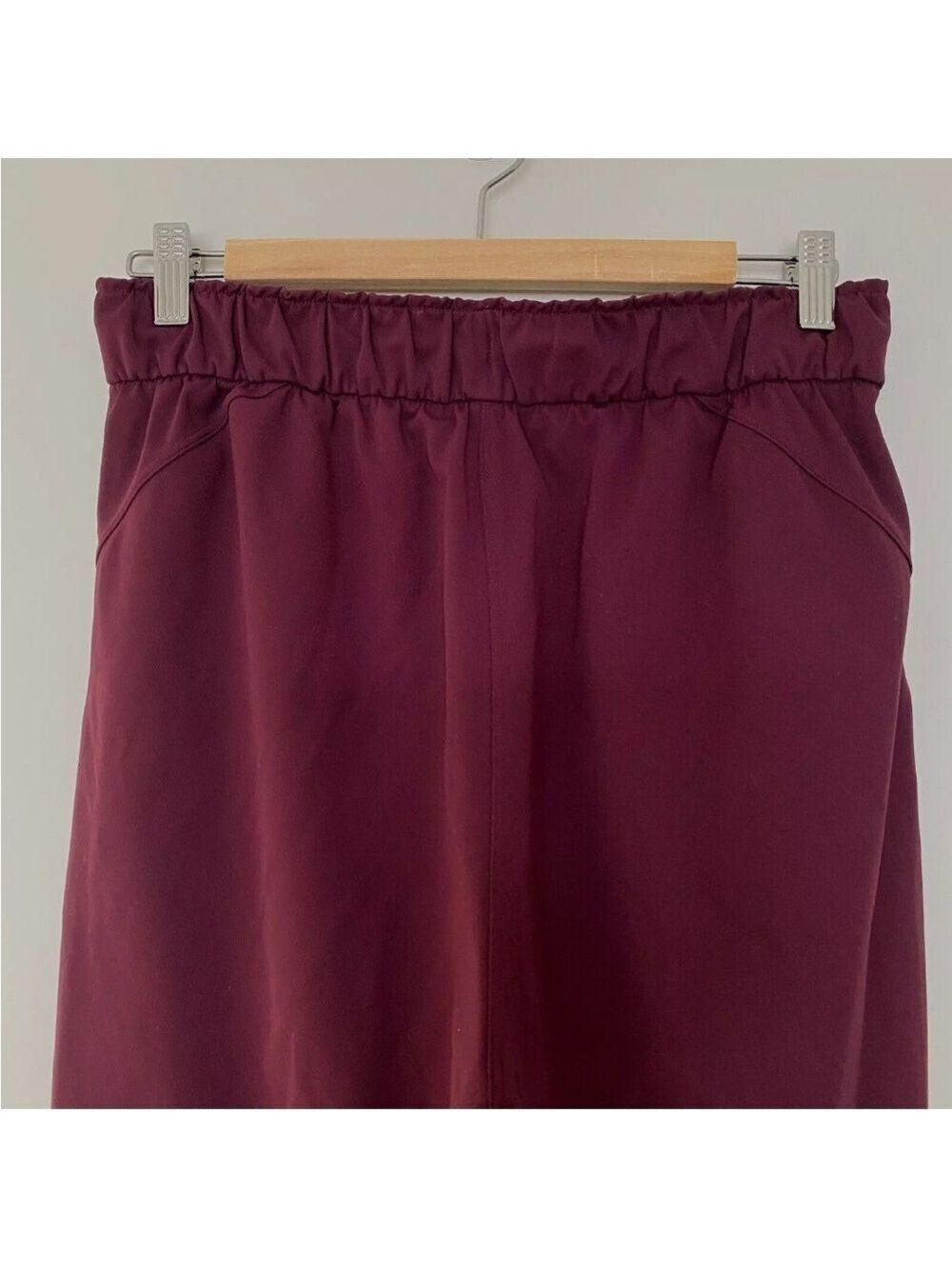 Lululemon Keep Moving 7/8 Pant High Rise Size 8 Cassis Full-On Luxtreme - Picture 7 of 14